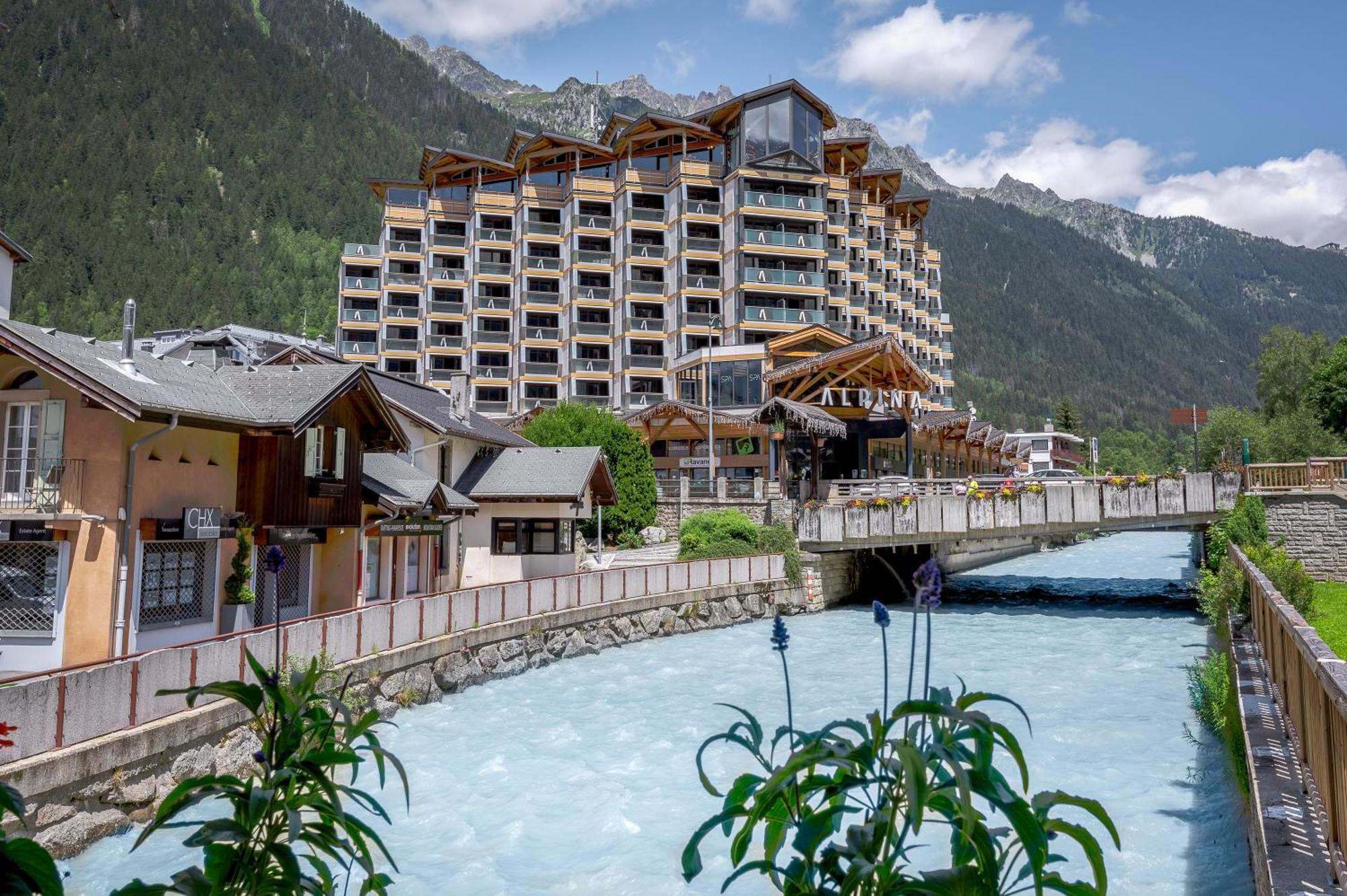 Alpina Eclectic Hotel Шамони Экстерьер фото